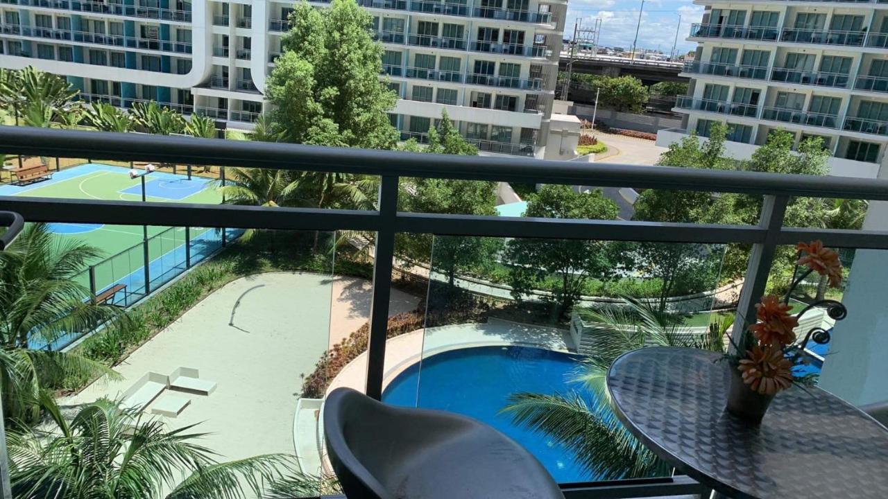 Azure Urban Residence A11 Near Airport And Sm Bicutan+ Free Wifi Paranaque City Екстер'єр фото