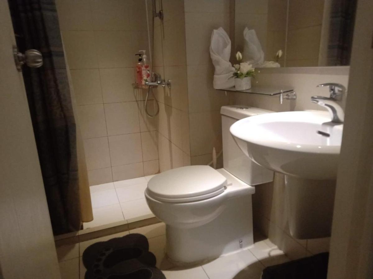 Azure Urban Residence A11 Near Airport And Sm Bicutan+ Free Wifi Paranaque City Екстер'єр фото
